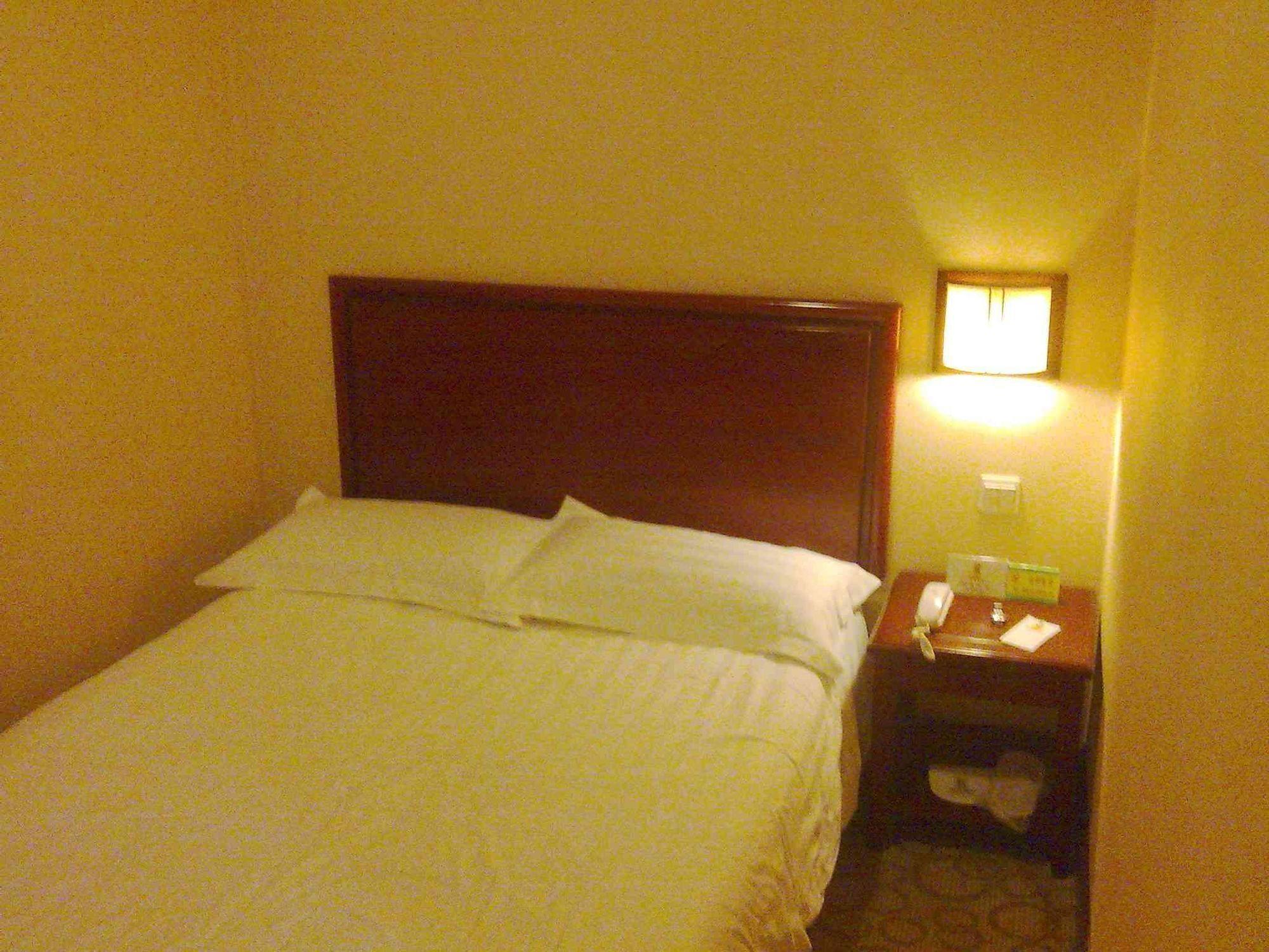 Fengye Super8 Lujiazui Hotell Shanghai Eksteriør bilde